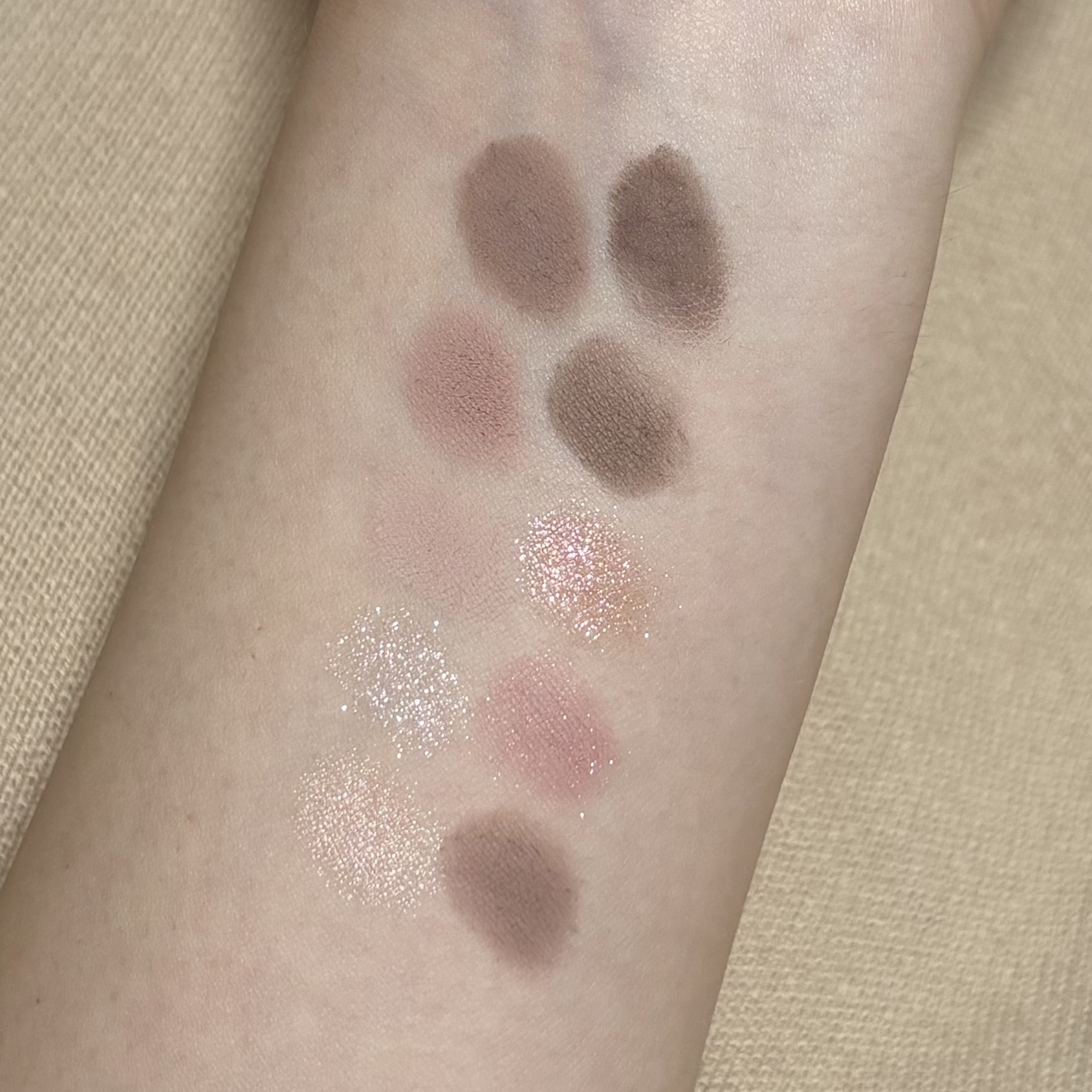 MDショールモーメント アイシャドウパレット/mude/アイシャドウパレットを使ったクチコミ（2枚目）