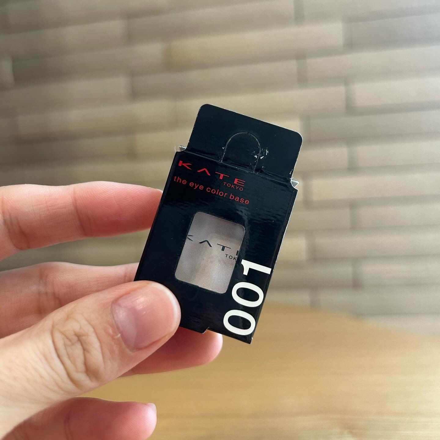 ザ アイカラーベース/KATE/アイシャドウベースを使ったクチコミ（2枚目）
