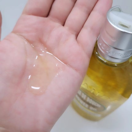 アーモンド モイスチャライジングシャワーオイル/L'OCCITANE/ボディソープを使ったクチコミ(3枚目)