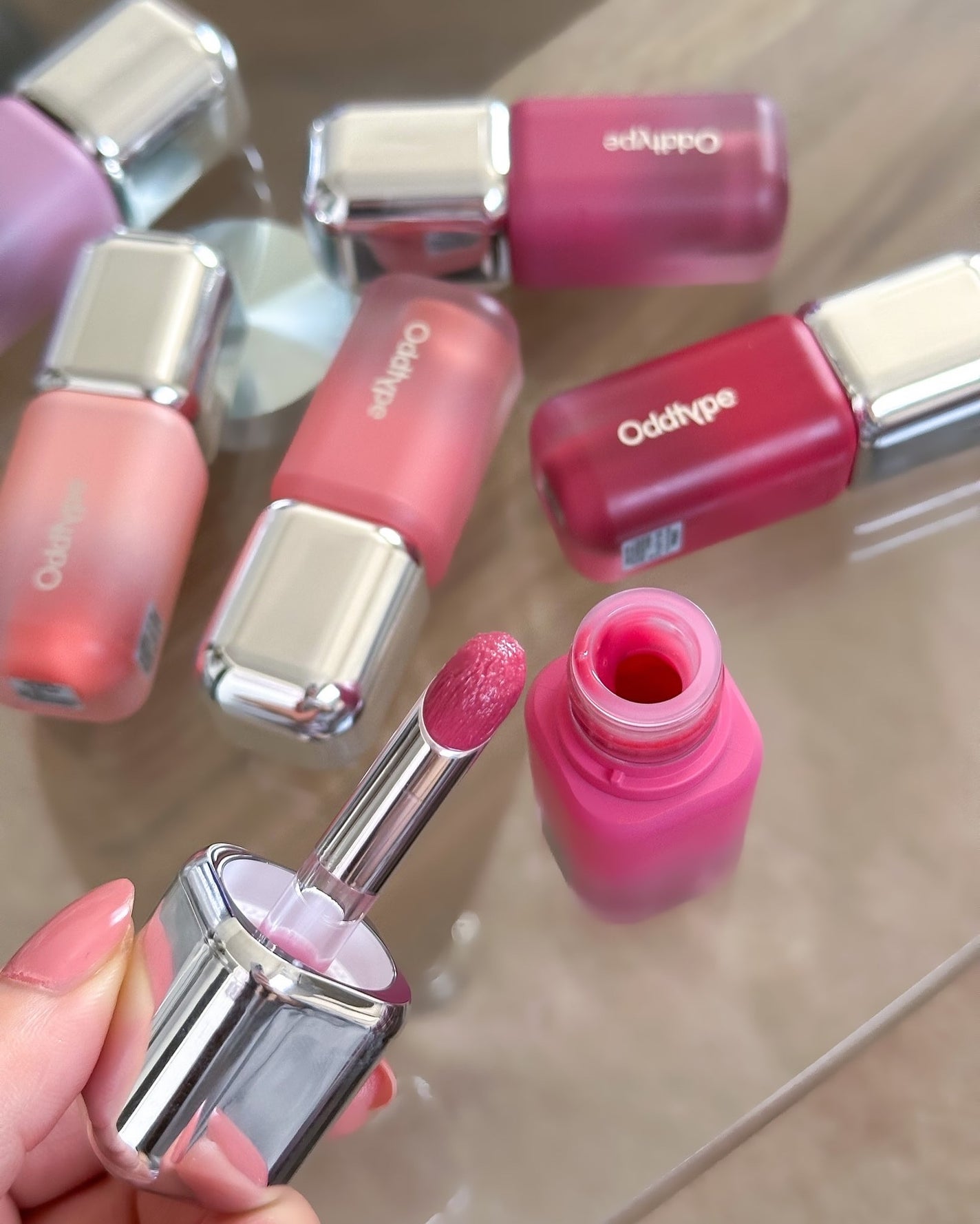 アンシーン バルーンティント/Oddtype/リップティントを使ったクチコミ(2枚目)