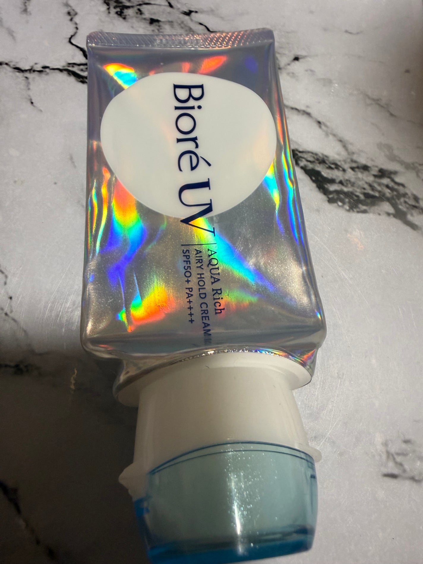 アクアリッチ エアリーホールドクリーム(呼吸感ベールUV)/ビオレ/日焼け止めクリームを使ったクチコミ(1枚目)