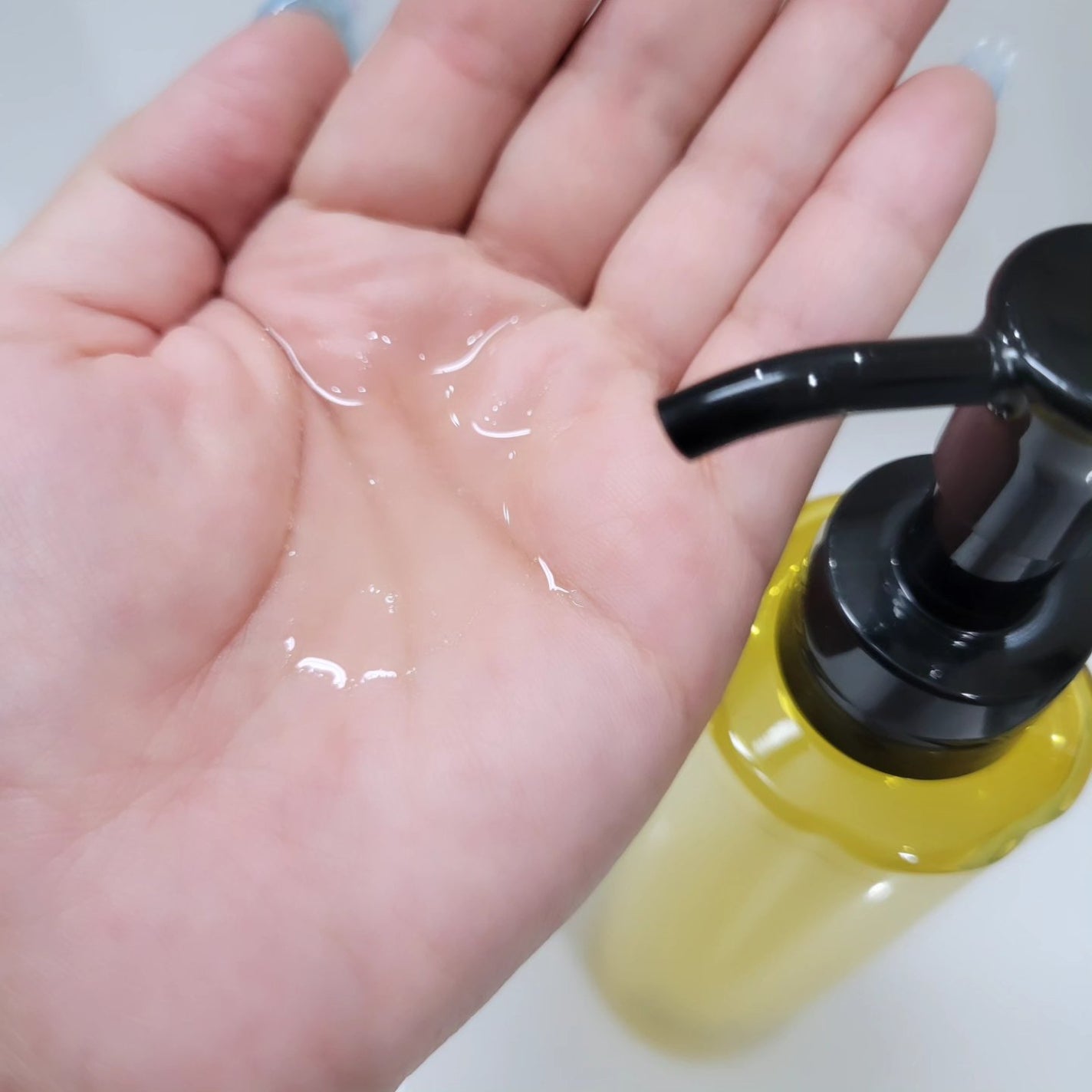 スキンクリアクレンズオイル 〈リフレシングシトラスの香り〉/アテニア/オイルクレンジングを使ったクチコミ(3枚目)