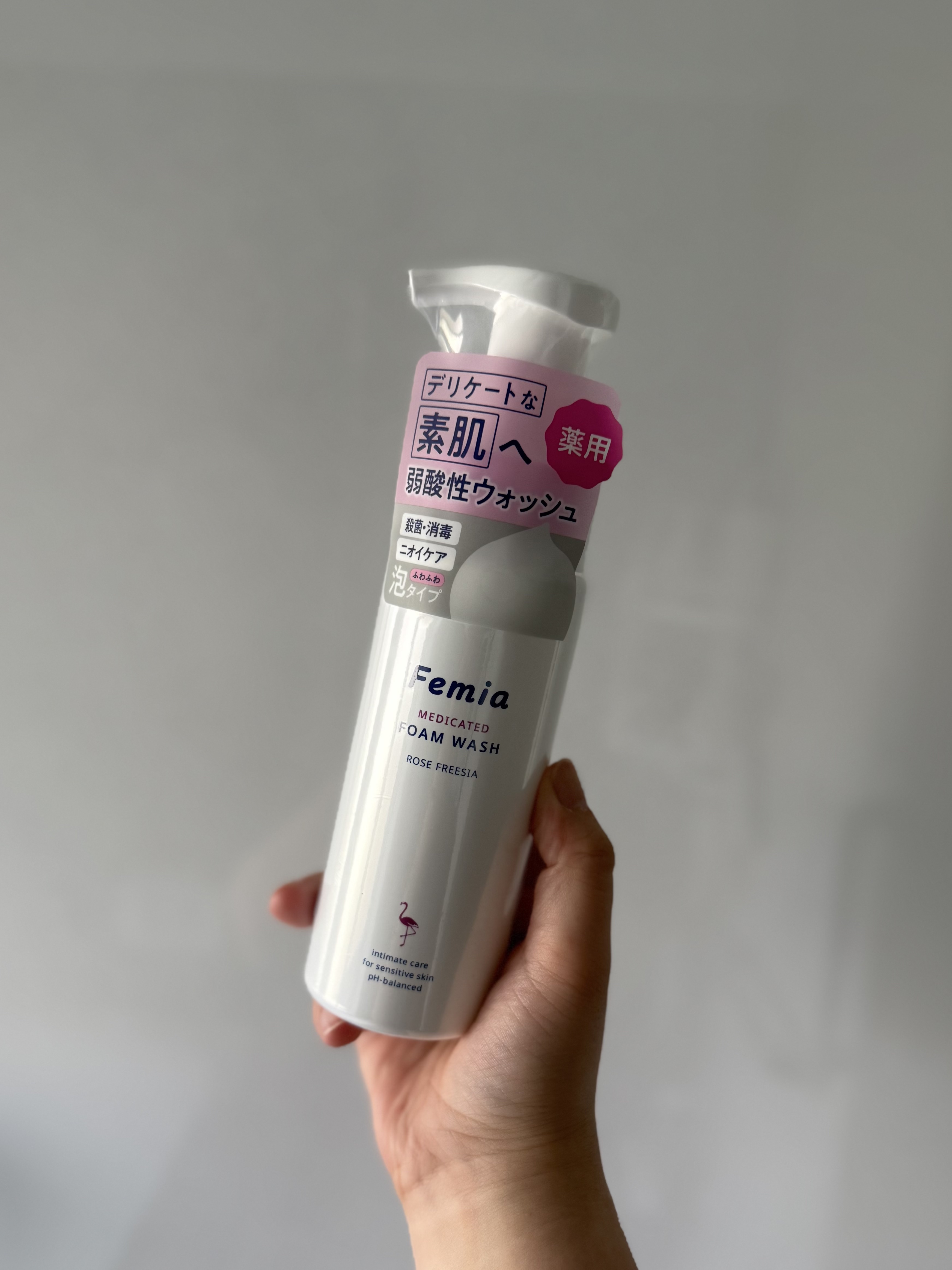 薬用泡ウォッシュ　ローズとフリージアの香り /Femia/デリケートゾーンケアを使ったクチコミ（2枚目）