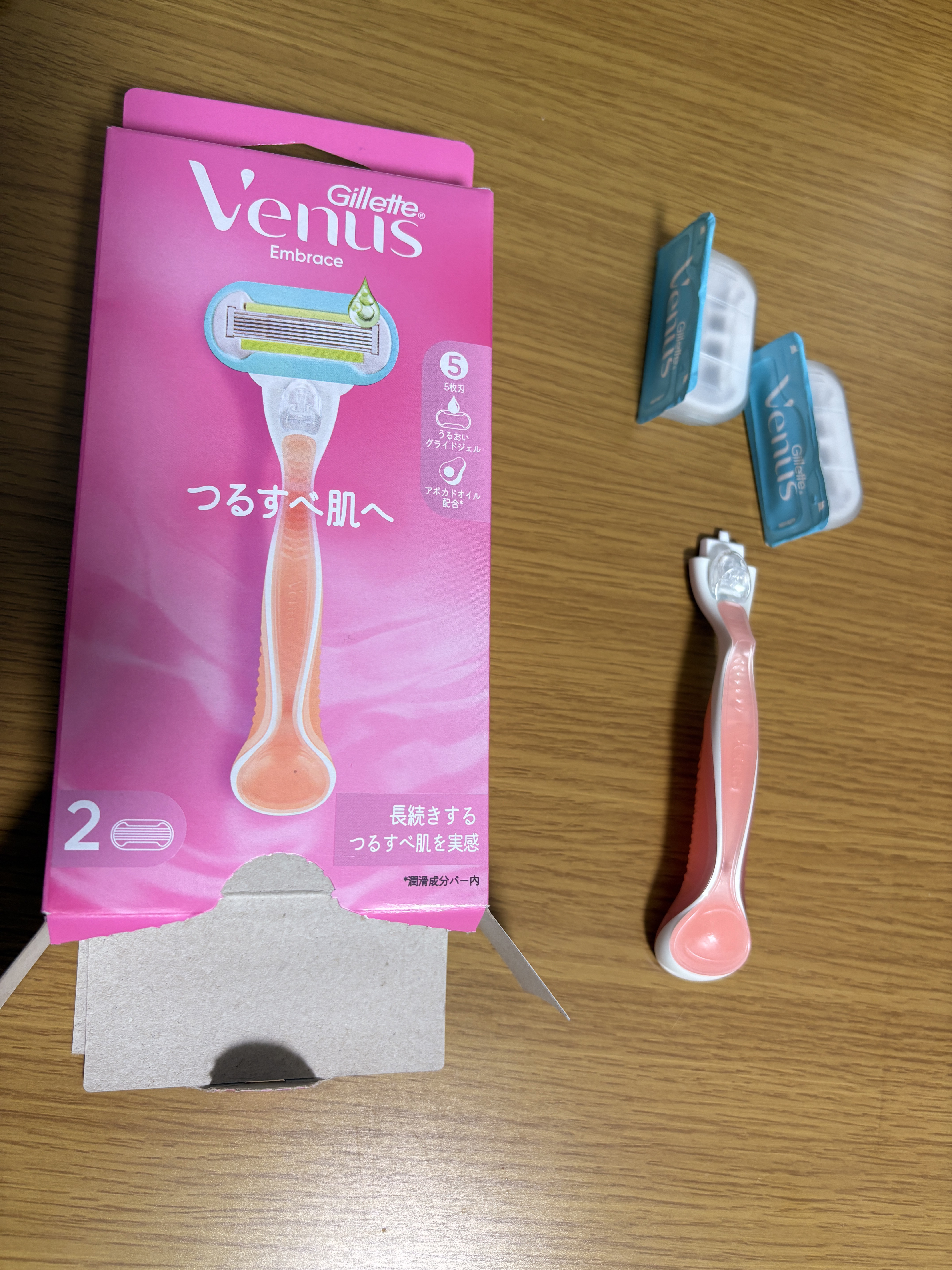 エンブレイス つるすべ肌/Gillette Venus/シェーバーを使ったクチコミ（1枚目）