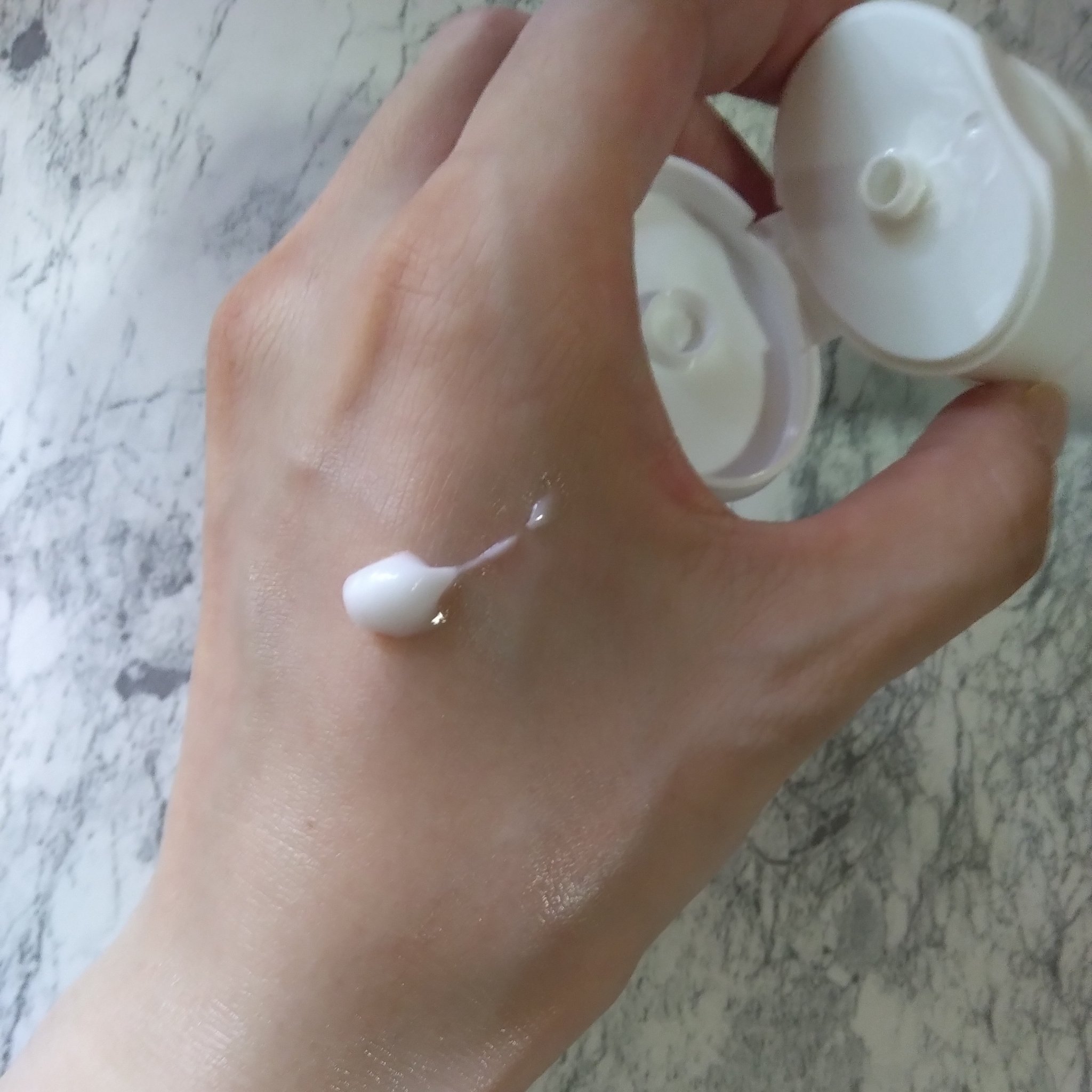 RXザ・セラミドスキンバリアモイスチャライザー/COSRX/フェイスクリームを使ったクチコミ（2枚目）