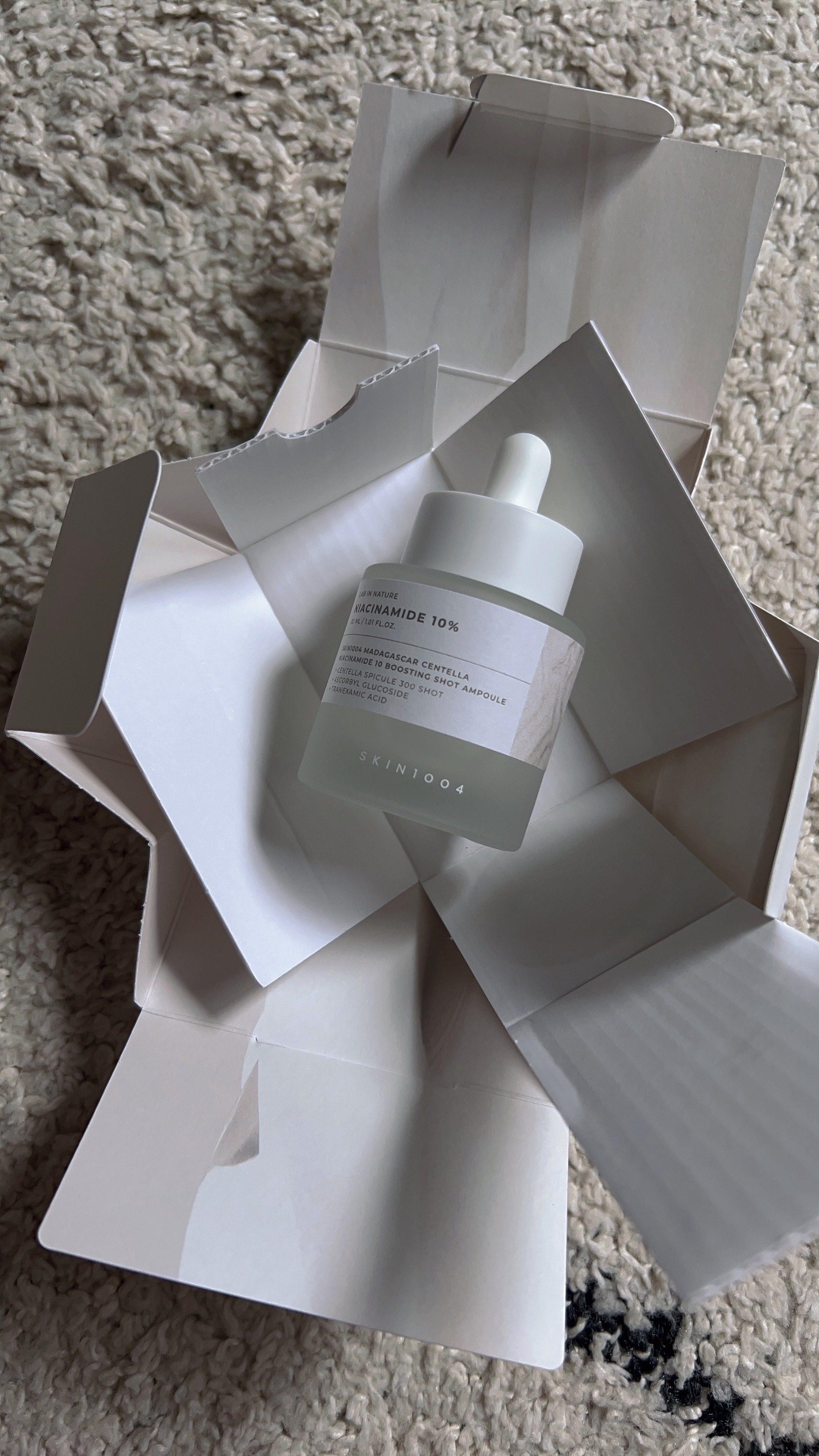 ナイアシンアミド 10 ブースティングショット アンプル/SKIN1004/美容液を使ったクチコミ（3枚目）