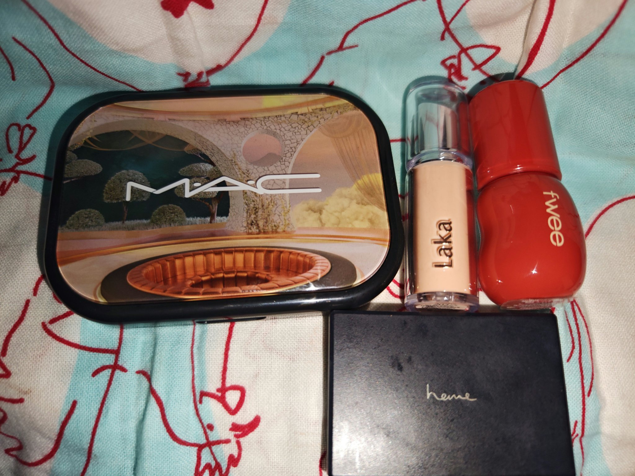 フィー 3Dボリューミンググロス/fwee/リップグロスを使ったクチコミ（1枚目）