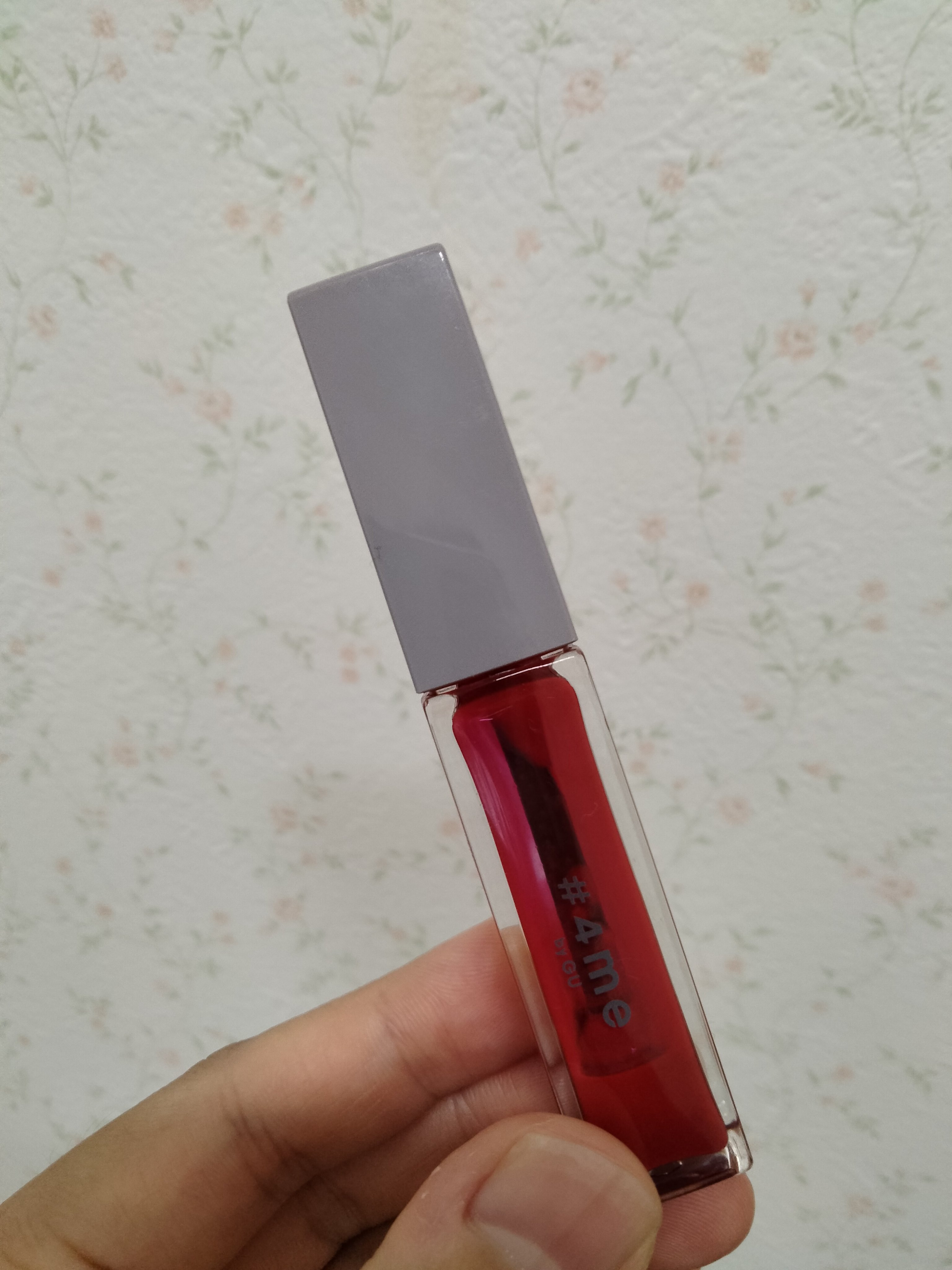 リップグロス 16# RED/#4me by GU/リップグロスを使ったクチコミ（1枚目）