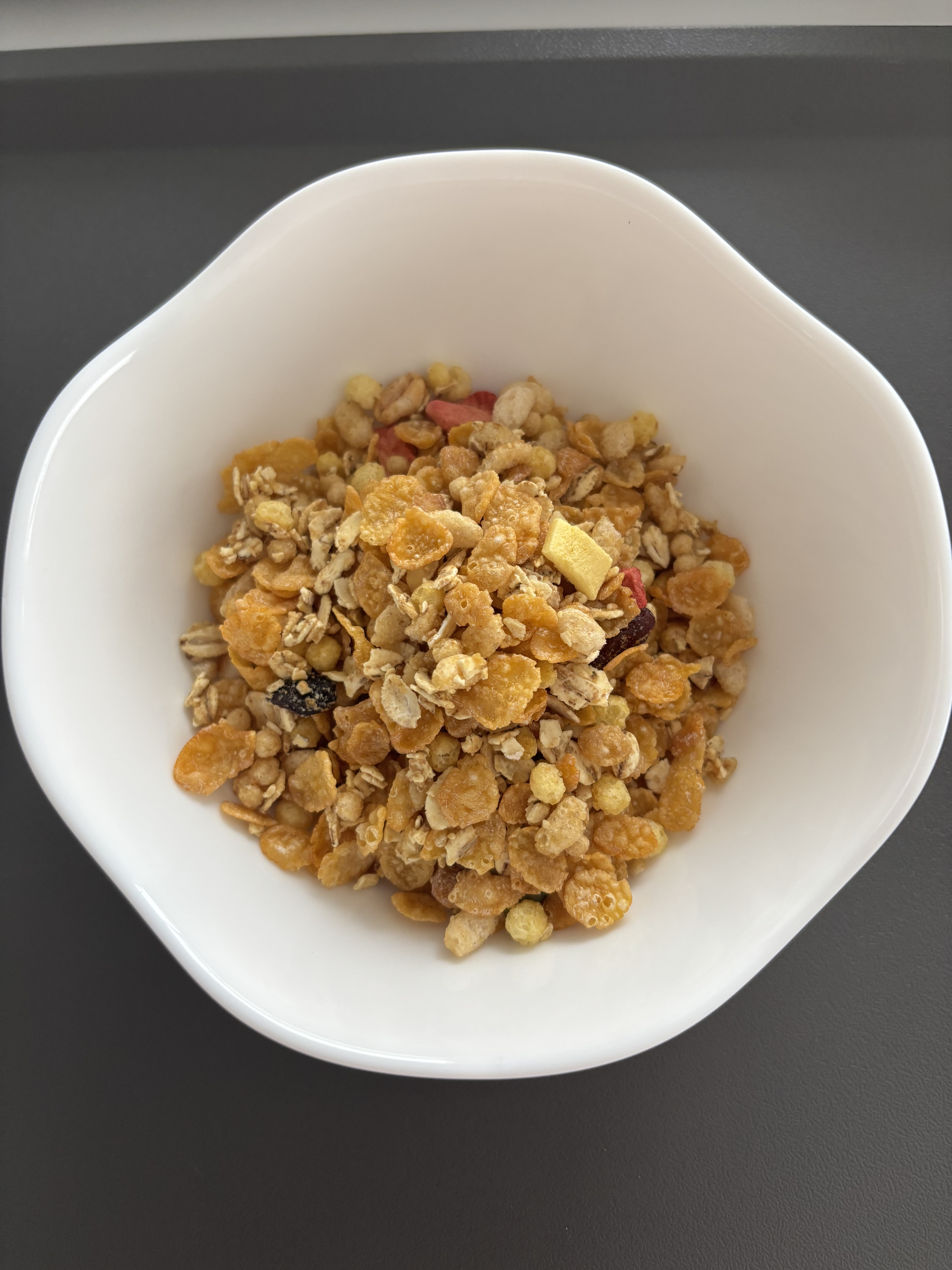 素材まるごとグラノラ 脂質70％オフ/ケロッグ/グラノーラを使ったクチコミ（3枚目）