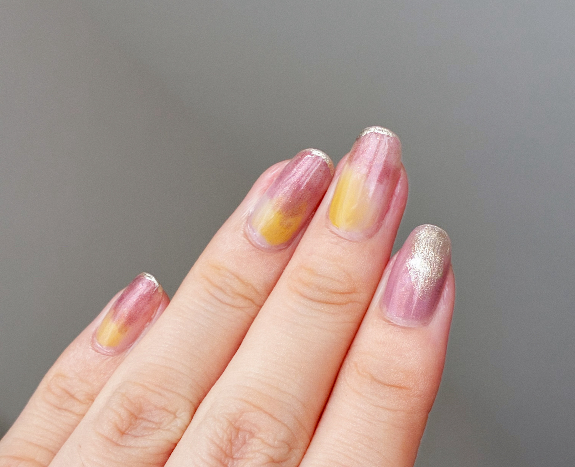 カラフルネイルズ/キャンメイク/マニキュアを使ったクチコミ（3枚目）