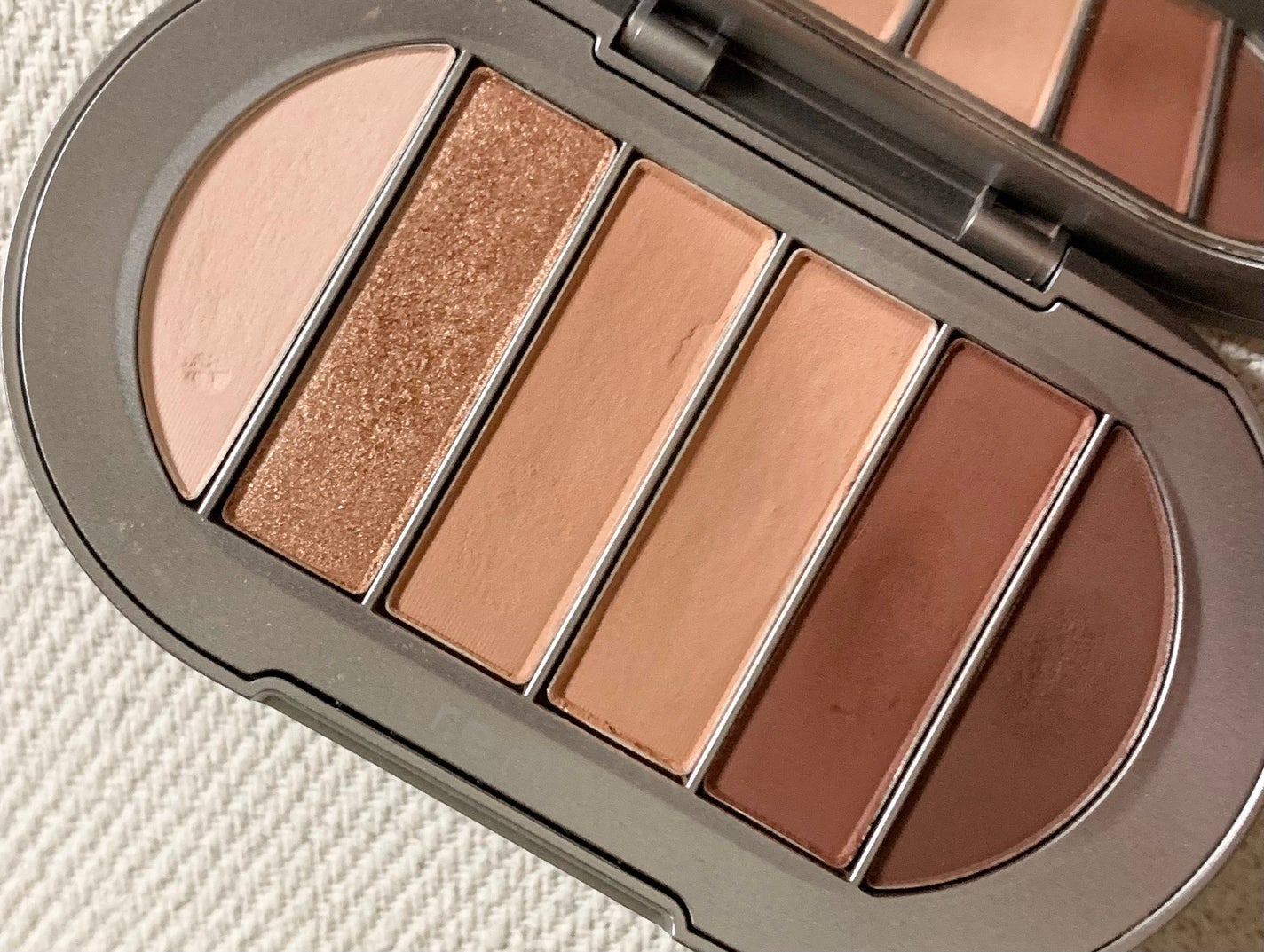 eyeshadow palette/r.e.m.beauty/アイシャドウパレットを使ったクチコミ(2枚目)