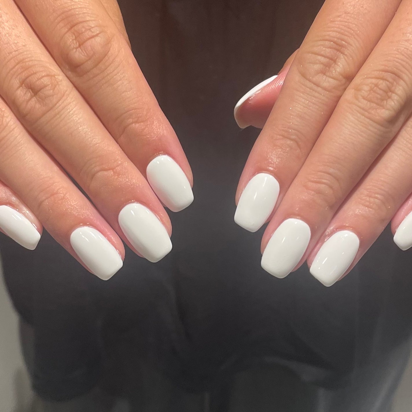 𐔌՞ . .՞ 𐦯 on LIPS 「🤍#ネイル#ジェルネイル#垢抜け#ネイルケア#キラキラネイル..」(1枚目)