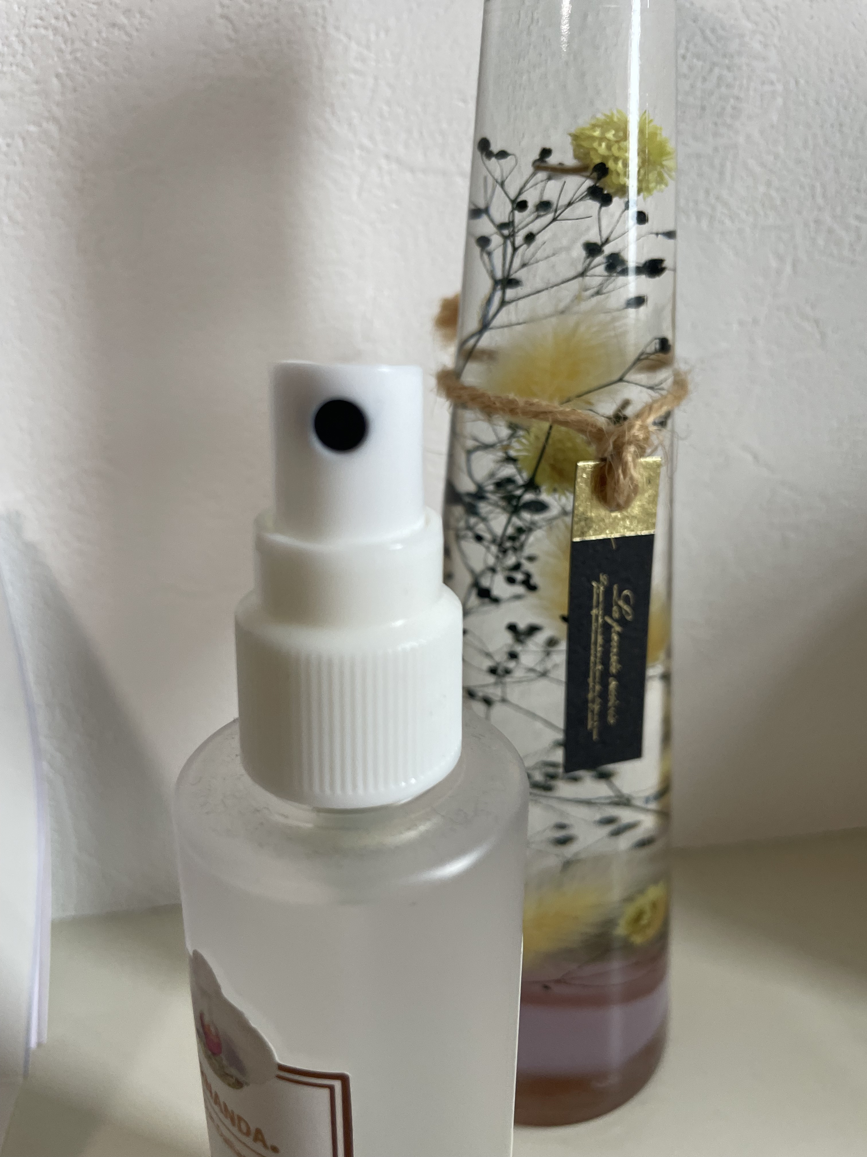 フレグランスリネンスプレー（フローレットダリアンセ）/フェルナンダ/ファブリックミストを使ったクチコミ（2枚目）