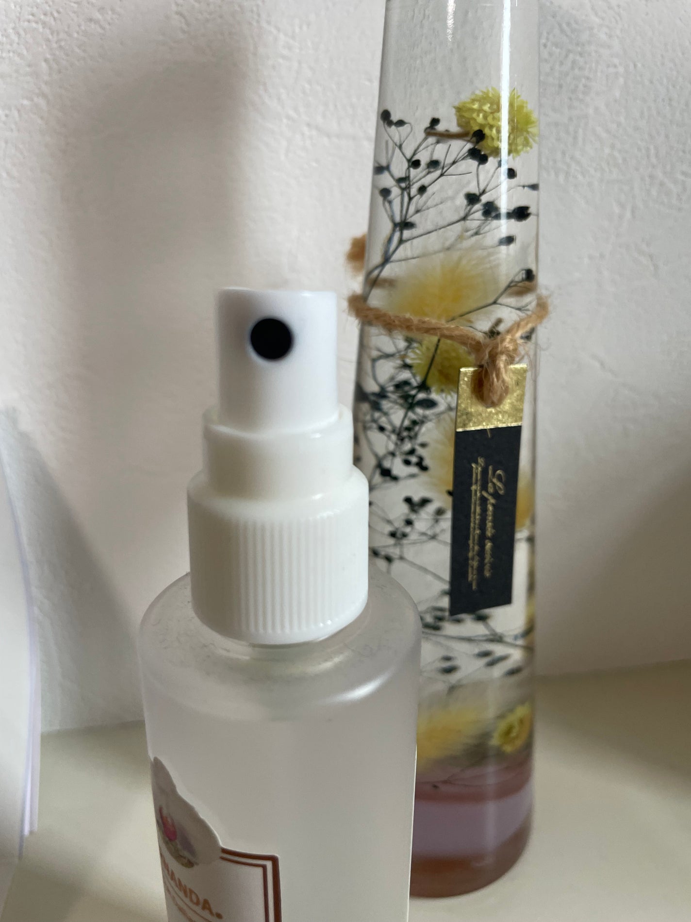 フレグランスリネンスプレー(フローレットダリアンセ)/フェルナンダ/ファブリックミストを使ったクチコミ(2枚目)