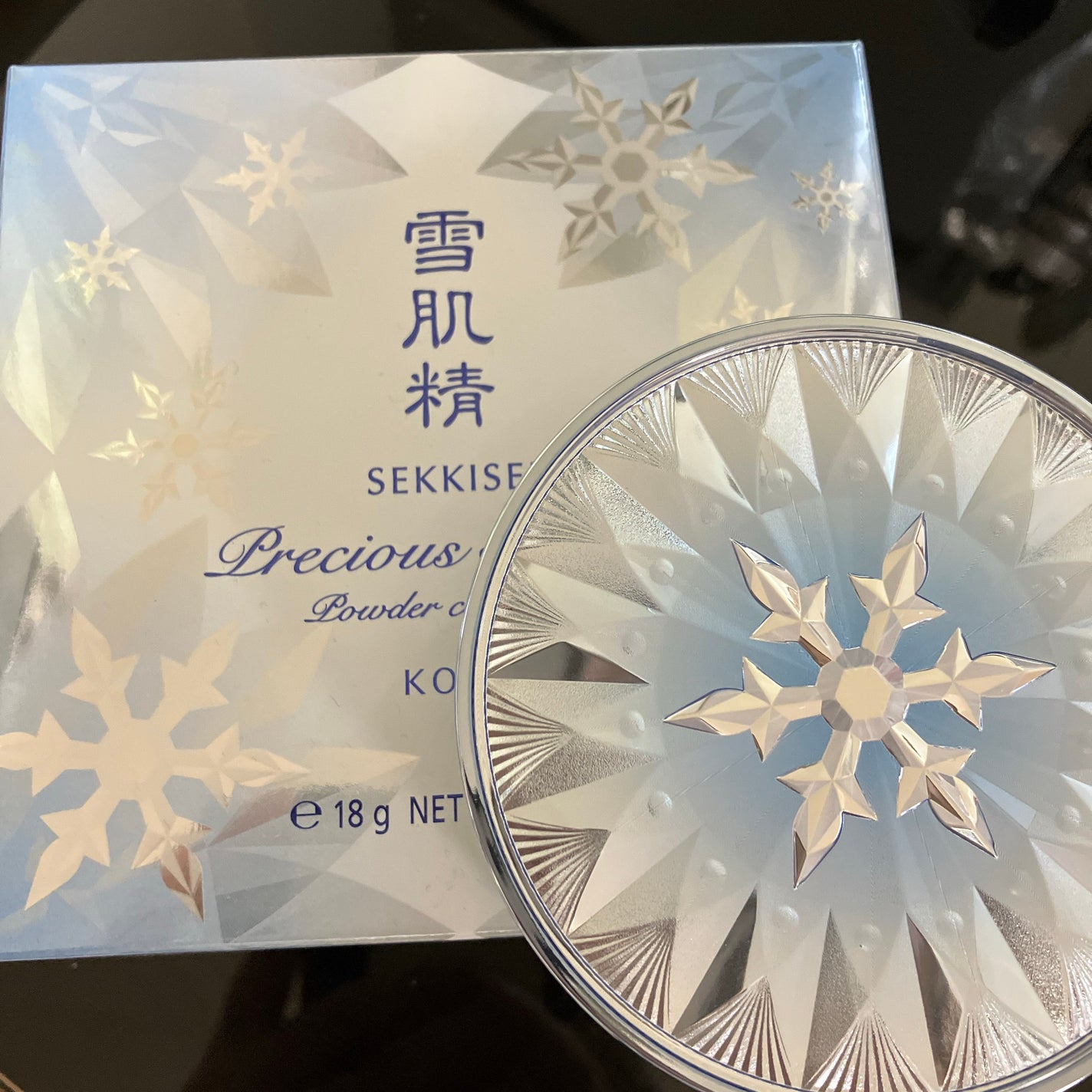 プレシャススノーⅢ/雪肌精/プレストパウダーを使ったクチコミ(1枚目)