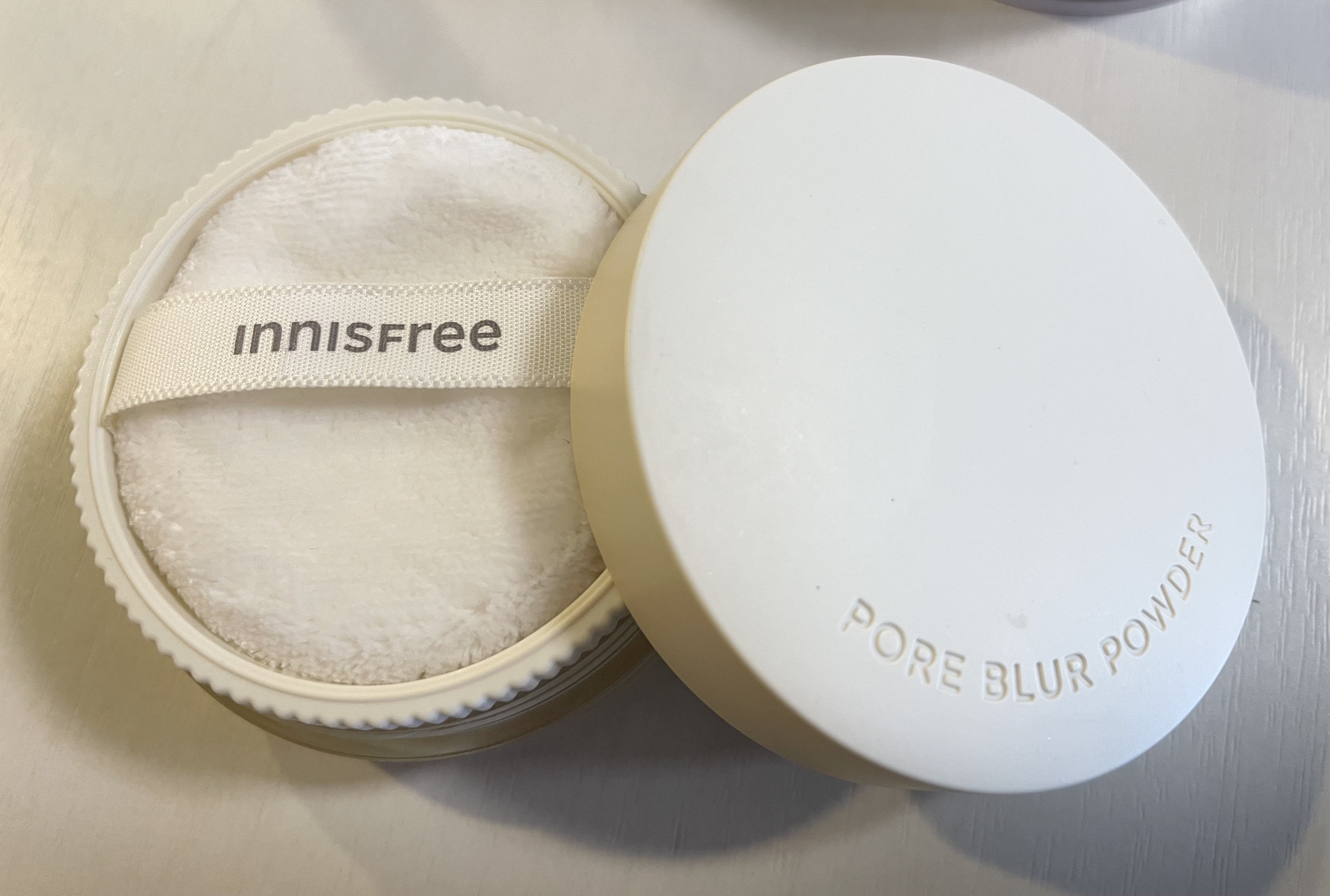 ポアブラー パウダー/innisfree/ルースパウダーを使ったクチコミ（3枚目）
