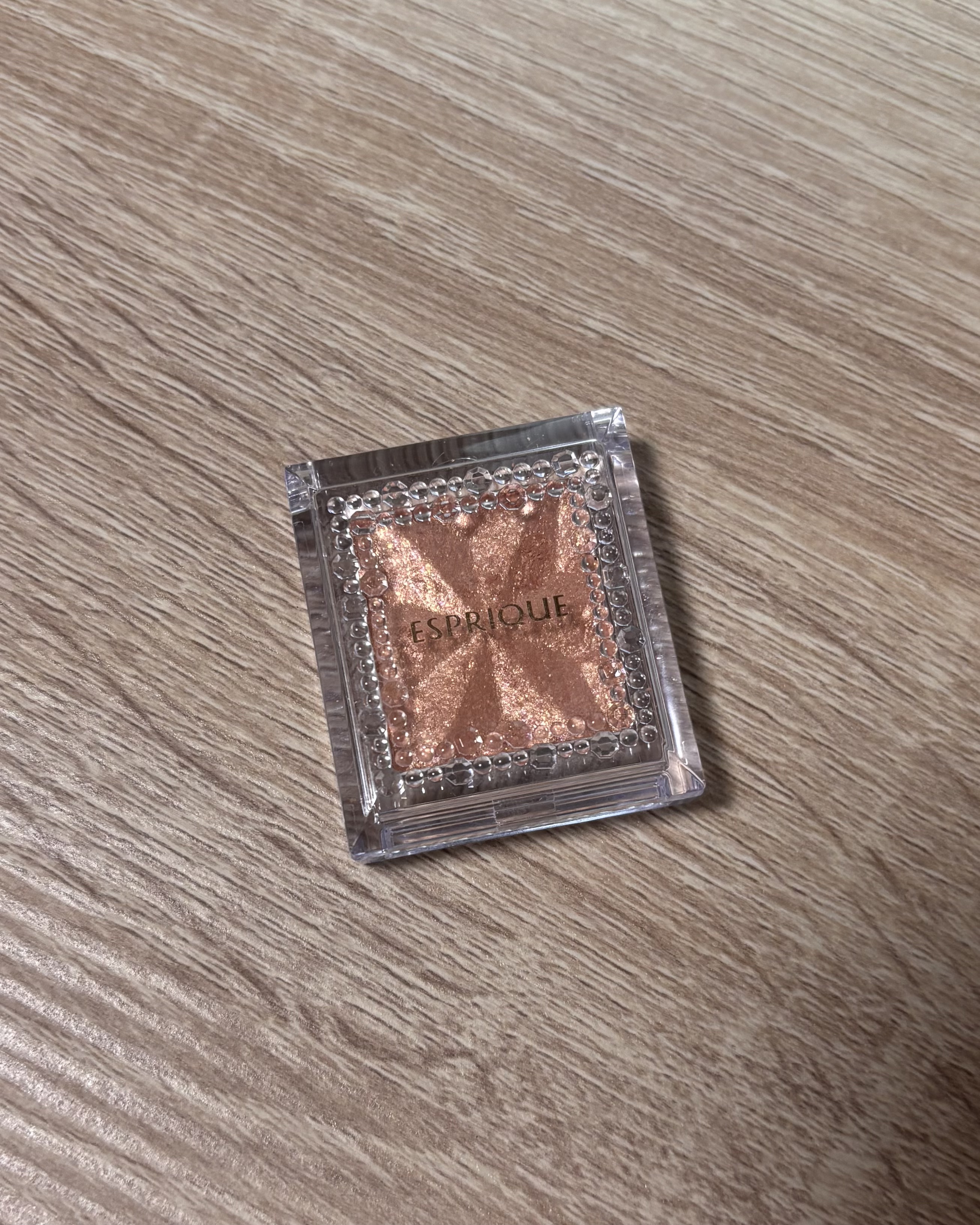 セレクト アイカラー Ｎ/ESPRIQUE/単色アイシャドウを使ったクチコミ（1枚目）