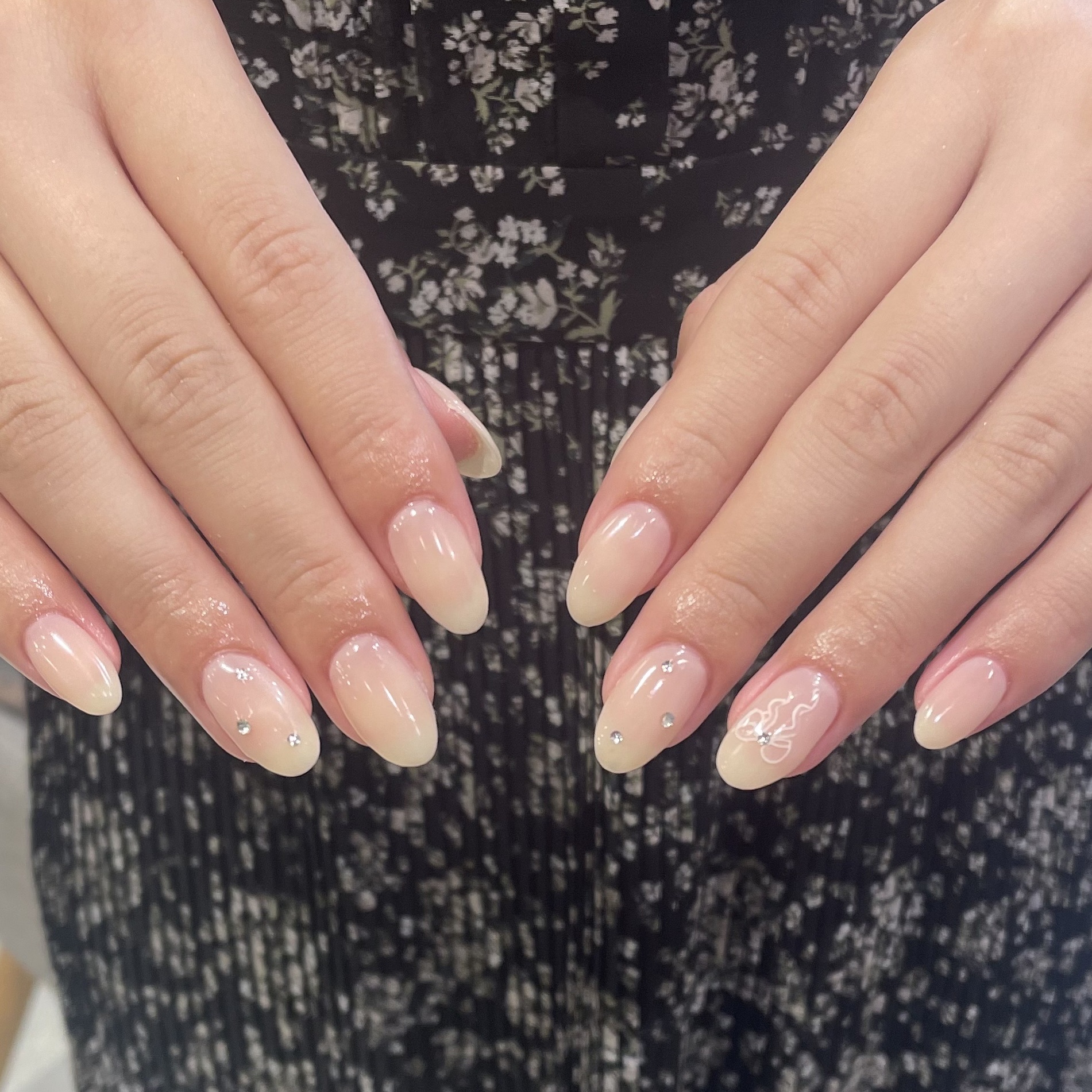 #ネイル,#ジェルネイル,#キラキラネイル,#簡単ネイル,#夏ネイル,#秋ネイル,#冬ネイル,#大人ネイル,#大人ネイル,#韓国ネイル,#フットネイルのネイルデザイン