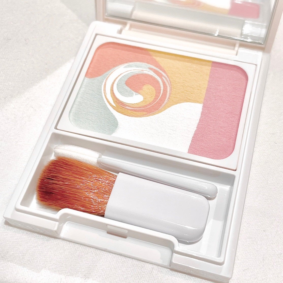 カラーブレンドパウダーコンシーラー/ディエム クルール/パウダーコンシーラーを使ったクチコミ(2枚目)