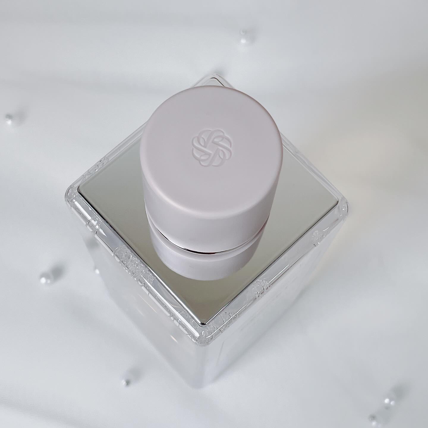 イドラクラリティ　薬用 トリートメント エッセンス ウォーター/DECORTÉ/化粧水を使ったクチコミ（3枚目）