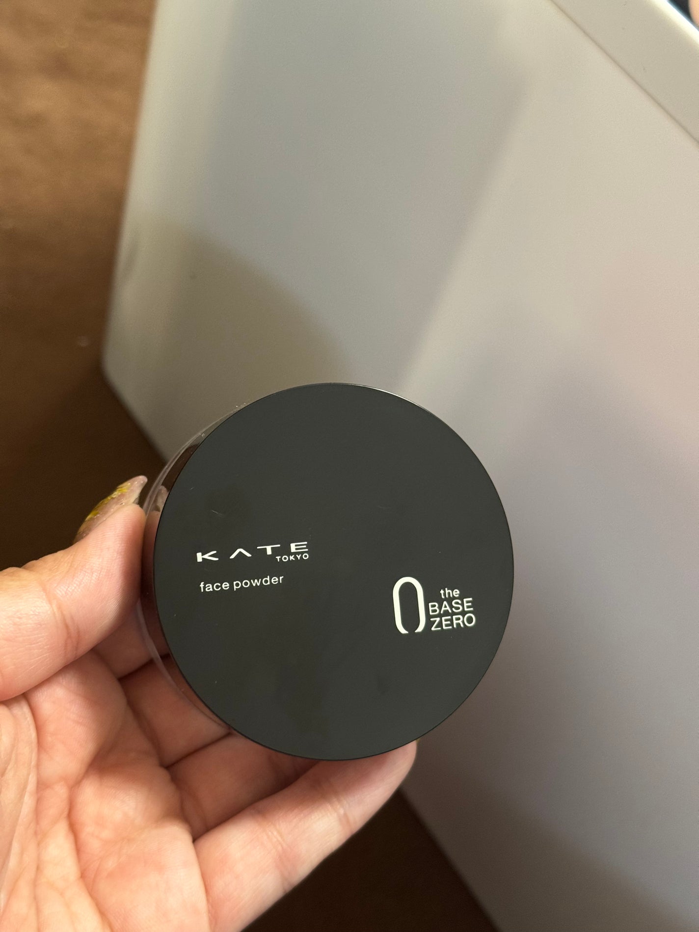 ケイト フェイスパウダーZ(オイルブロック)/KATE/ルースパウダーを使ったクチコミ(1枚目)