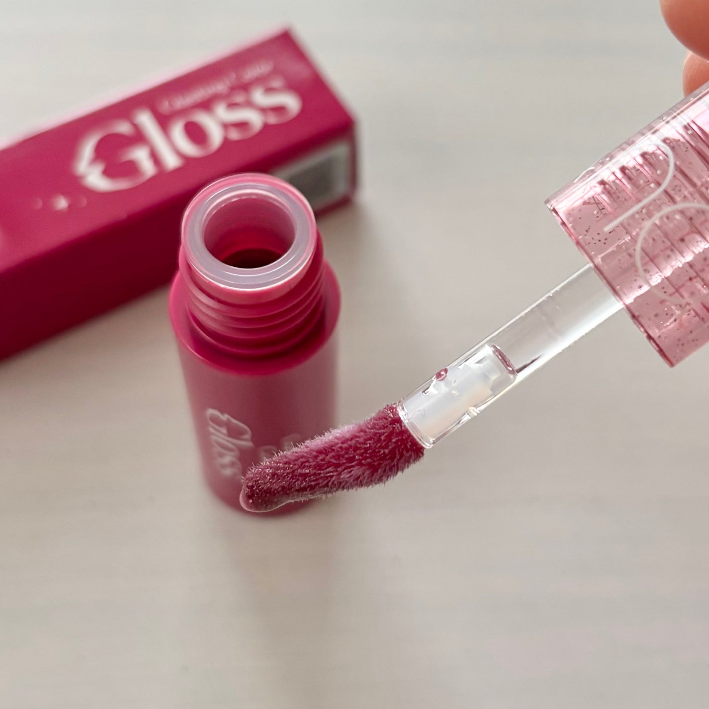 グラスティングカラーグロス/rom&nd/リップグロスを使ったクチコミ(2枚目)