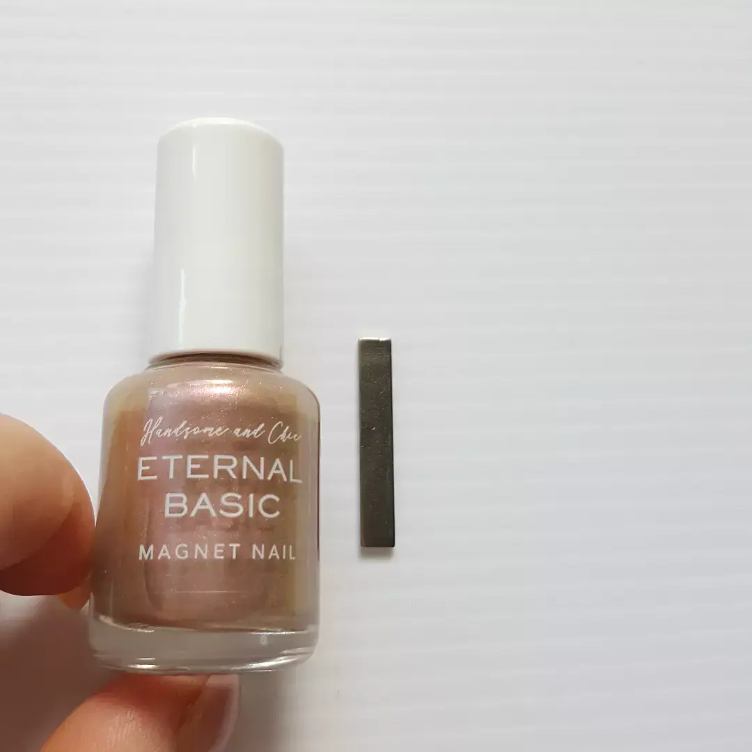 rith♡LIPSパートナー on LIPS 「ETERNALBASICEBマグネットネイルカラー 002エ..」(5枚目)