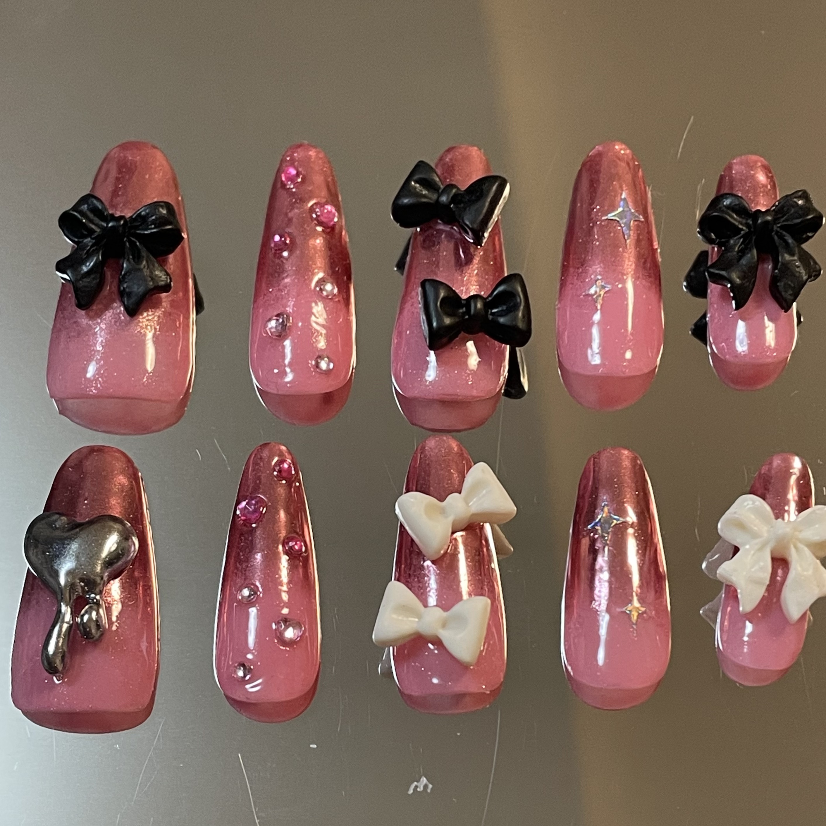 #ネイル,#ジェルネイル,#キラキラネイル,#簡単ネイル,#夏ネイル,#秋ネイル,#冬ネイル,#大人ネイル,#大人ネイル,#韓國ネイル,#フットネイルのネイルデザイン