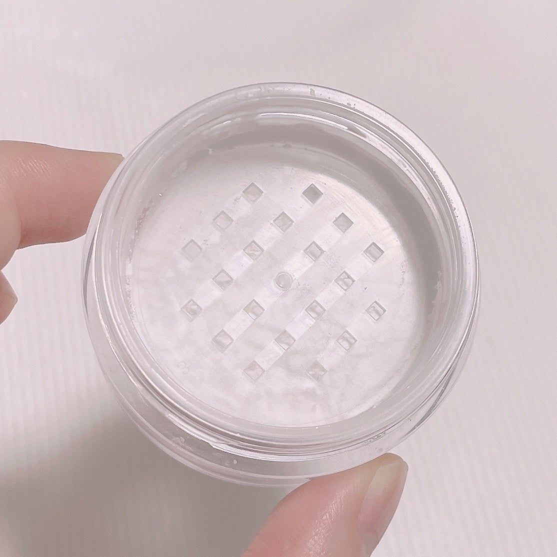 トランスルーセントセットフィニッシングパウダー/TFIT/ルースパウダーを使ったクチコミ(3枚目)