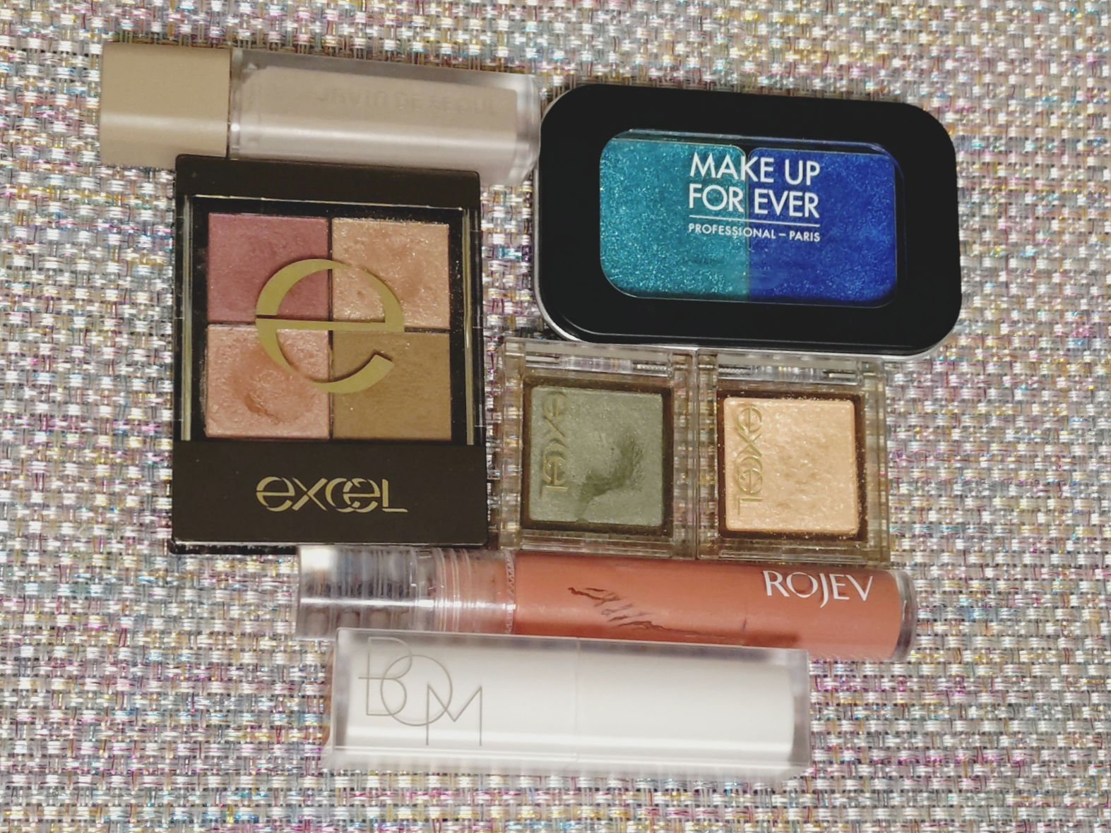 ウインク アイ シェード プライマー 11 フォググレー/Javin De Seoul/リキッドアイシャドウを使ったクチコミ（1枚目）