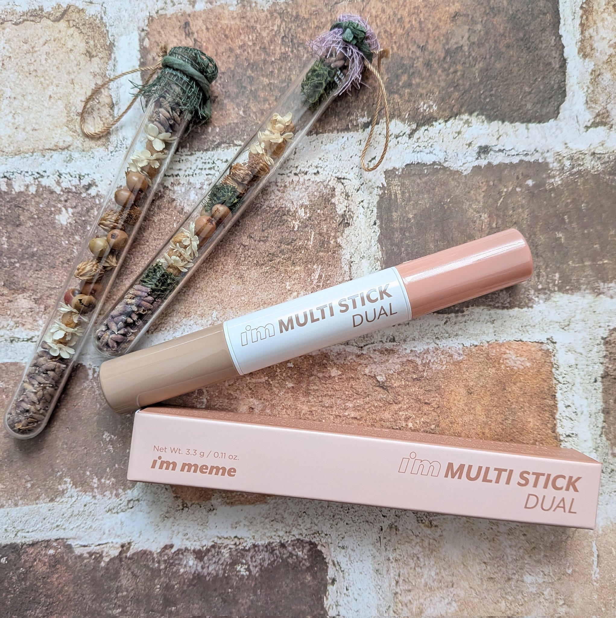 アイムマルチスティック デュアル/i’m meme/シェーディングを使ったクチコミ（1枚目）