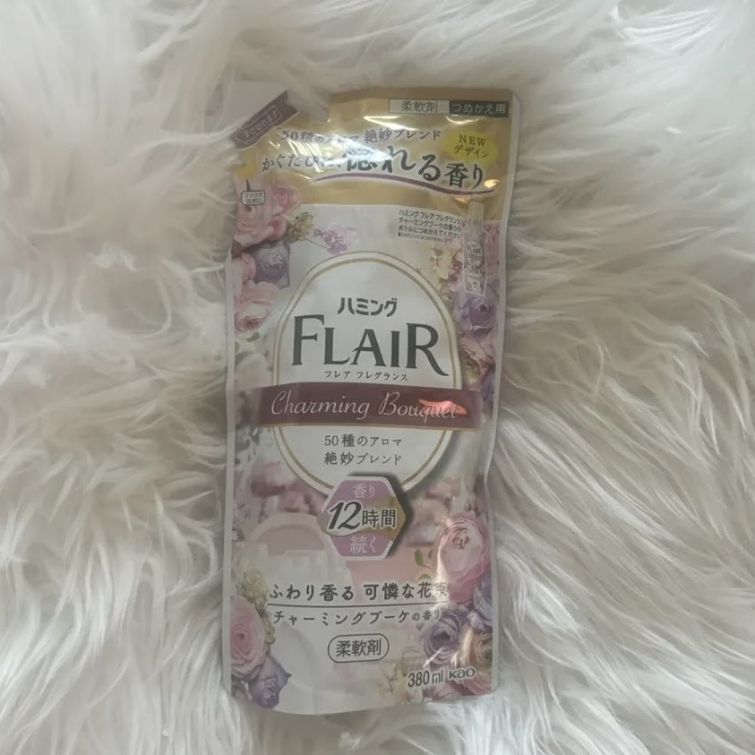 ハミング フレア フレグランス チャーミングブーケの香り つめかえ用 380ml/ハミングフレア/柔軟剤を使ったクチコミ（1枚目）
