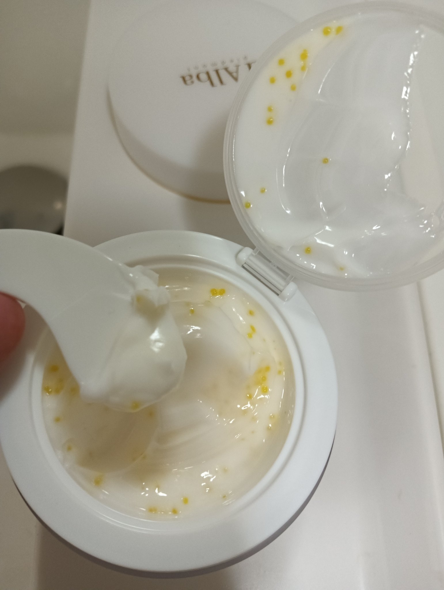 ビタトーニングカプセルクリーム/ダルバ/フェイスクリームを使ったクチコミ（3枚目）