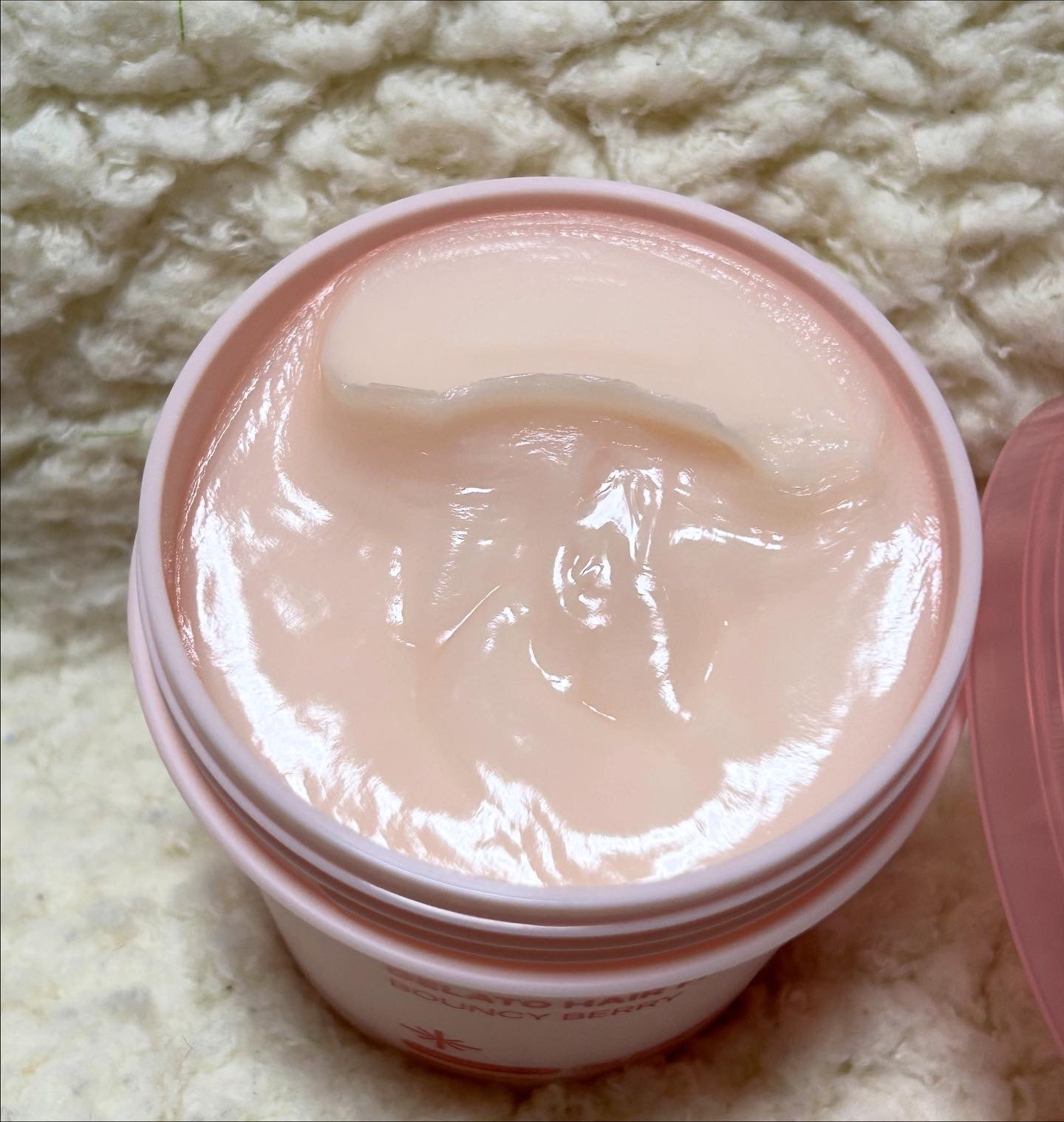 リペアターンジェラートヘアパック バウンシーベリー/リリーイブ/洗い流すヘアトリートメントを使ったクチコミ（2枚目）