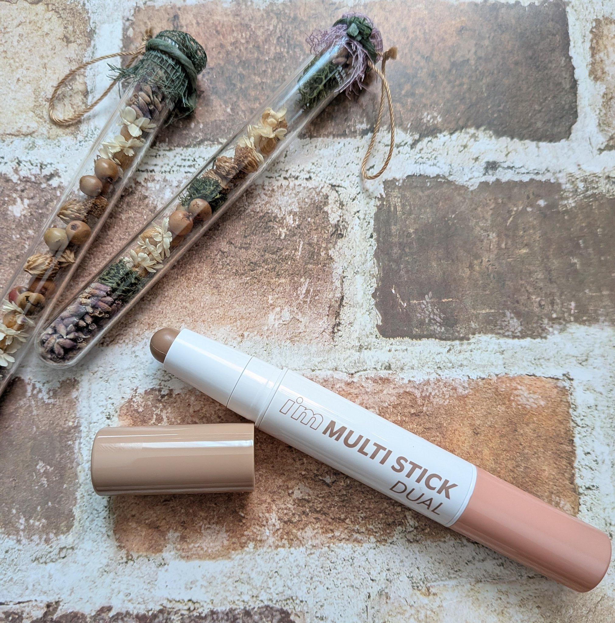 アイムマルチスティック デュアル/i’m meme/シェーディングを使ったクチコミ（2枚目）