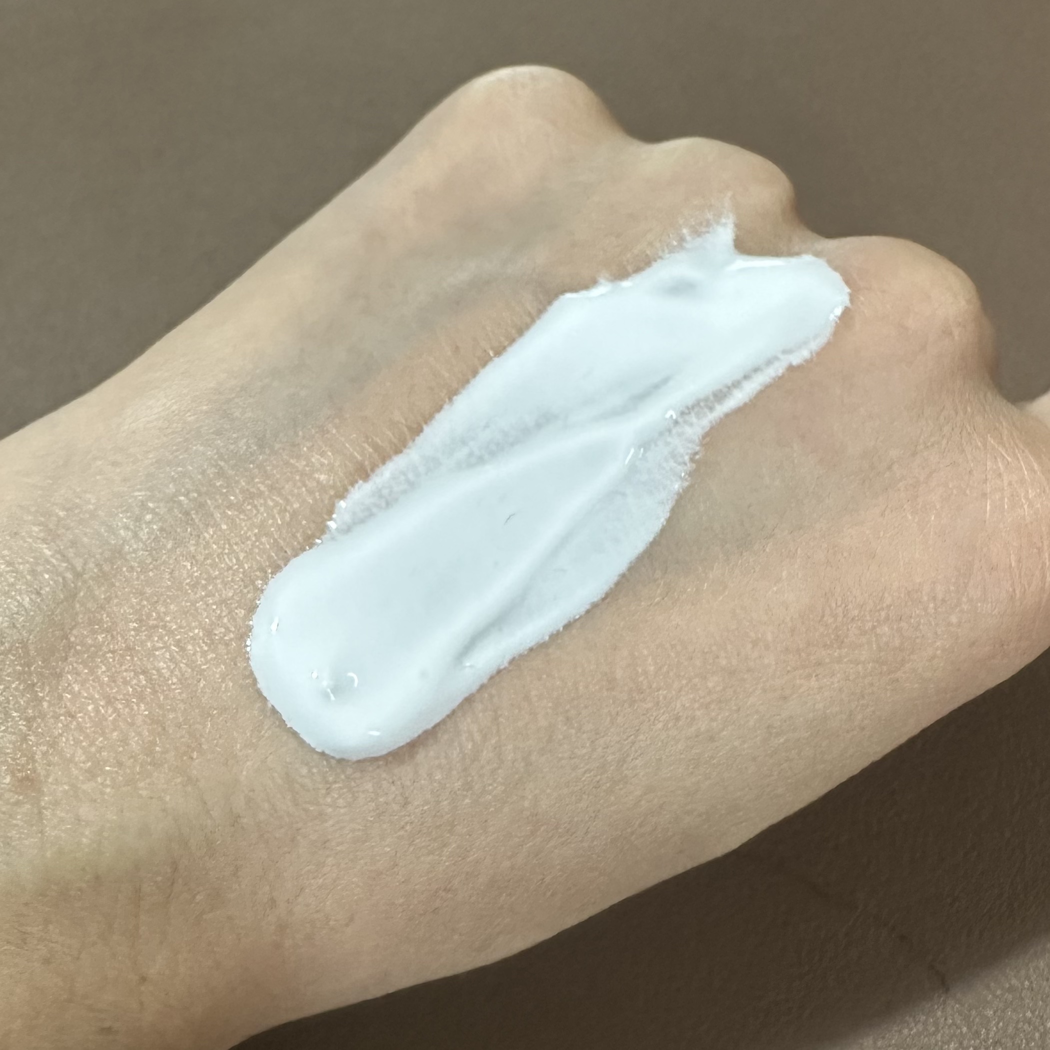 オールアバウトグロウトーンアップクリーム/CHASIN'RABBITS/化粧下地を使ったクチコミ（2枚目）