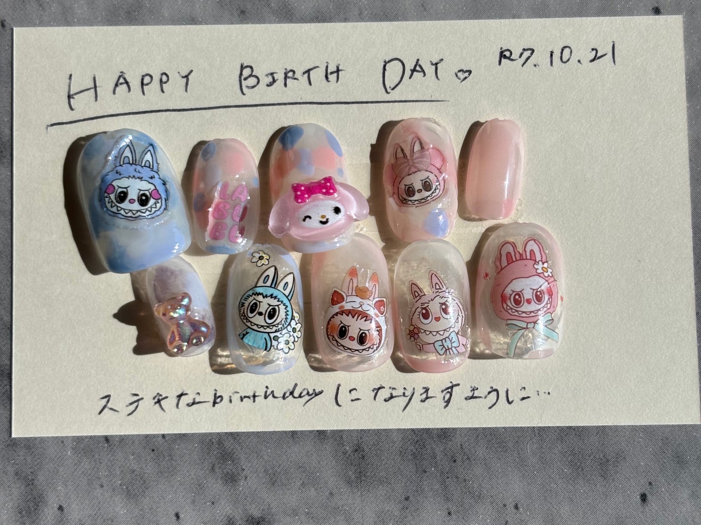 カラフルネイルズ/キャンメイク/マニキュアを使ったクチコミ(5枚目)