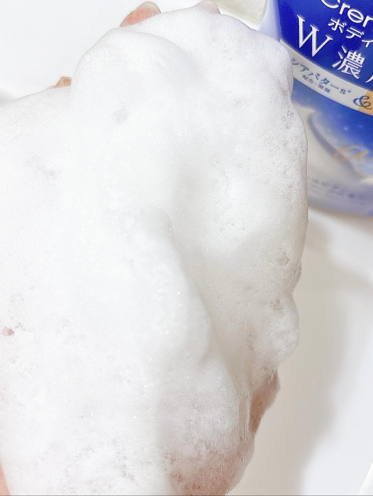 ニベア クリームケア ボディウォッシュ ヨーロピアンホワイトソープの香り/ニベア/ボディソープを使ったクチコミ(2枚目)