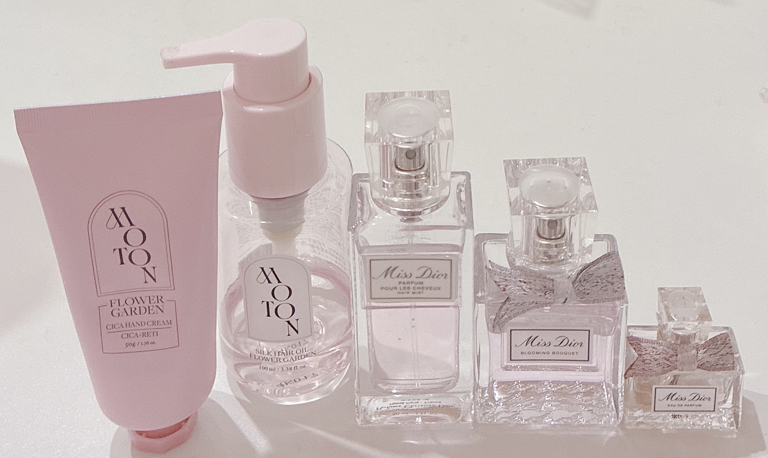 シルクハンドクリーム FLOWER GARDEN /MOTON/ハンドクリームを使ったクチコミ（1枚目）