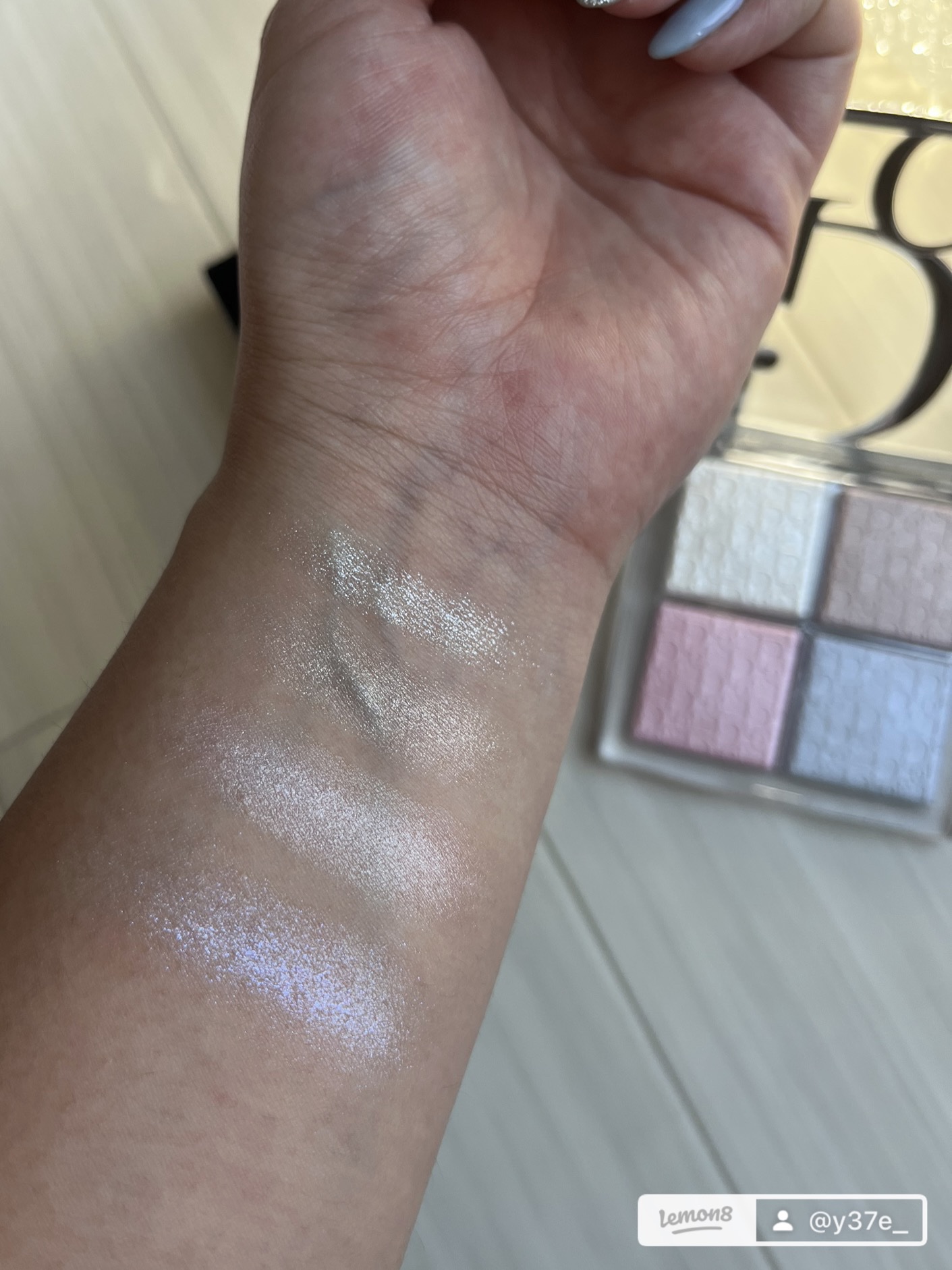 バックステージ グロウ マキシマイザー パレット/Dior/ハイライトを使ったクチコミ（3枚目）