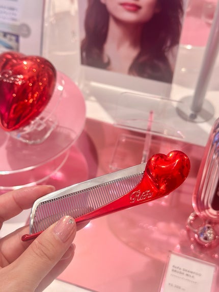 nita⌇フォロバ on LIPS 「ReFa初のアットコスメPOPUPイベントに行ってきました𓂃♡..」(7枚目)