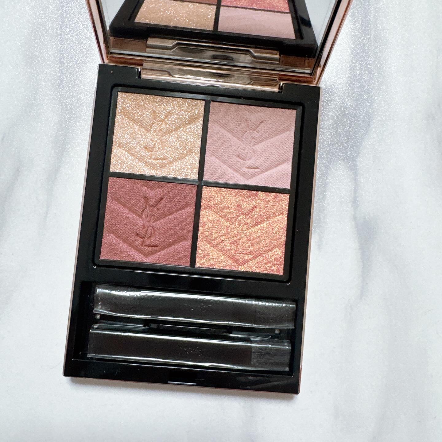 クチュール ミニ クラッチ/YVES SAINT LAURENT BEAUTE/アイシャドウパレットを使ったクチコミ（1枚目）