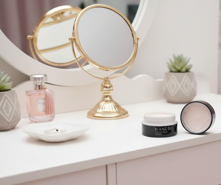 カネボウ　クリーム　イン　デイⅡ【医薬部外品】/KANEBO/フェイスクリームを使ったクチコミ（2枚目）