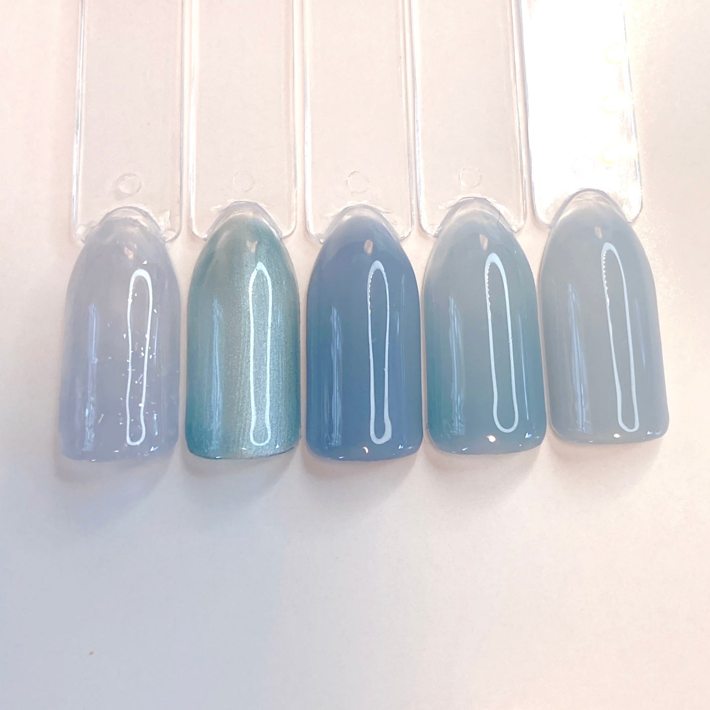 ジェルネイル(ライト対応)/セリア/ジェルネイルを使ったクチコミ(3枚目)