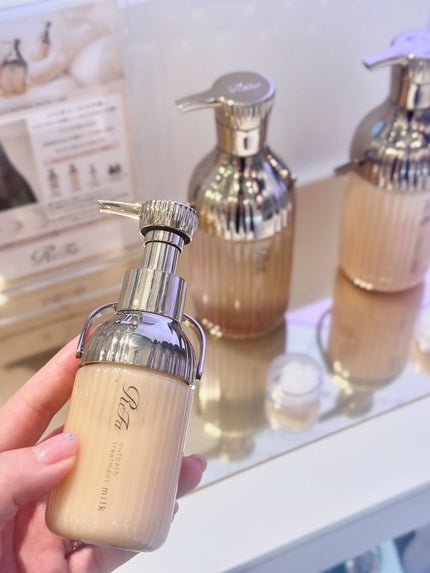 nita⌇フォロバ on LIPS 「ReFa初のアットコスメPOPUPイベントに行ってきました𓂃♡..」(9枚目)