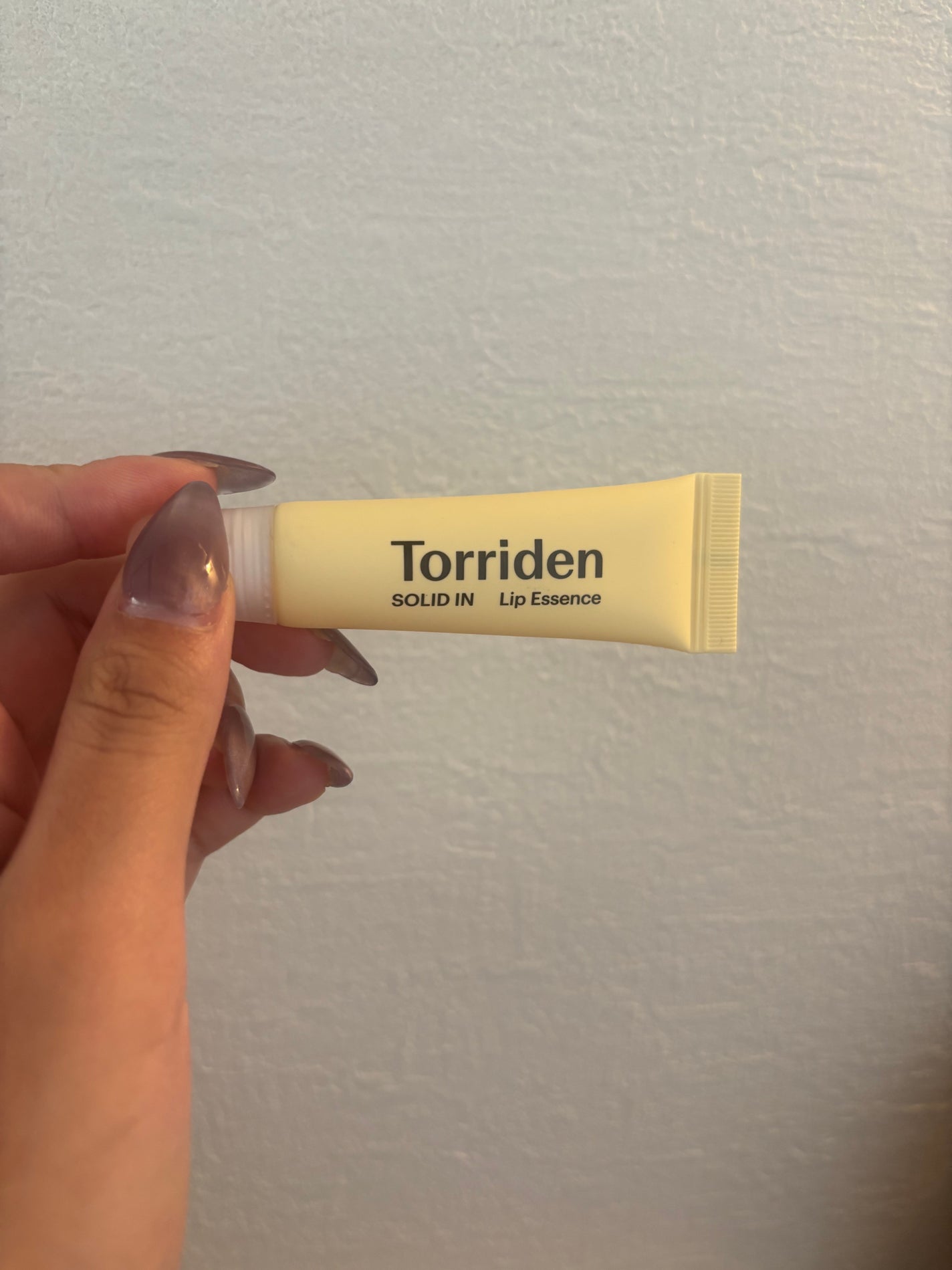 ソリッドイン リップエッセンス/Torriden/リップ美容液を使ったクチコミ(2枚目)