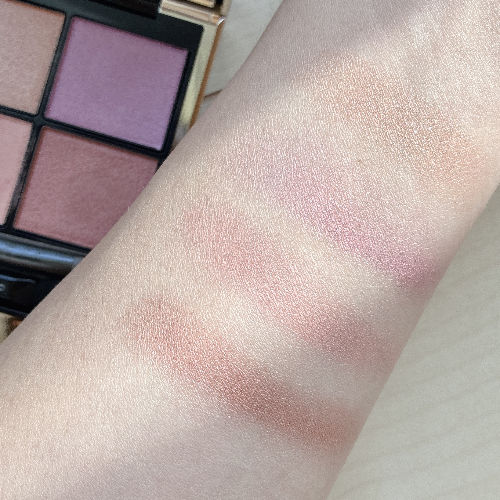 シグニチャー カラー アイズ/SUQQU/アイシャドウパレットを使ったクチコミ（3枚目）