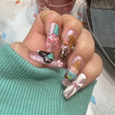 #ネイル,#ジェルネイル,#キラキラネイル,#簡単ネイル,#夏ネイル,#秋ネイル,#冬ネイル,#大人ネイル,#大人ネイル,#韓國ネイル,#フットネイルのネイルデザイン