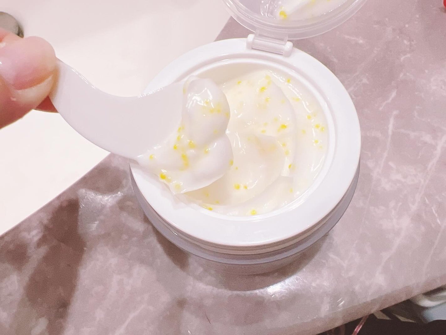 ビタトーニングカプセルクリーム/ダルバ/フェイスクリームを使ったクチコミ(4枚目)