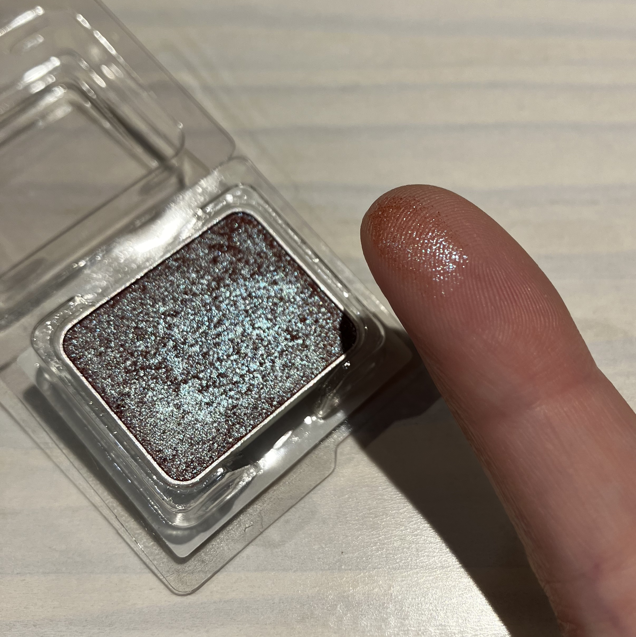 プレスド アイシャドー（レフィル）/shu uemura/単色アイシャドウを使ったクチコミ（3枚目）